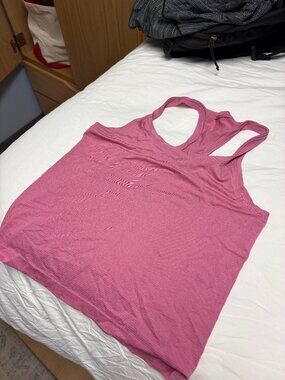 lululemon Size 6 pink tank top